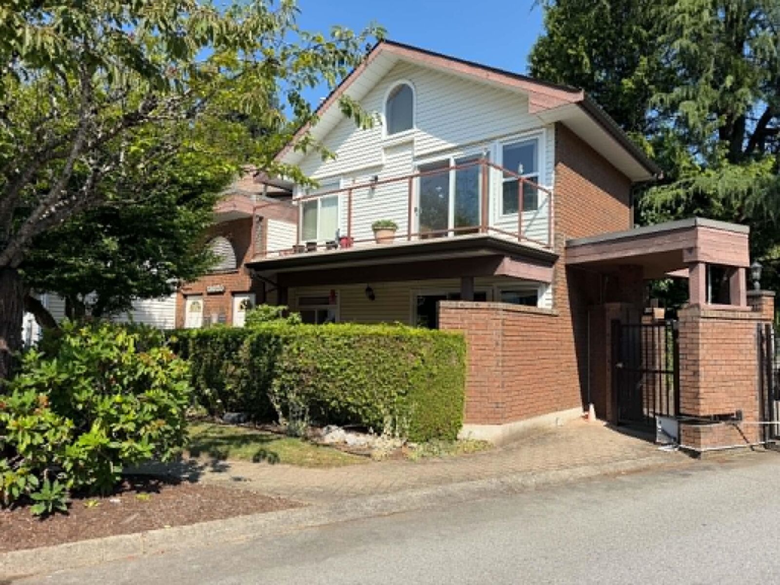 Property Photo: 13858 102 Avenue 101 BC V3T 1P1