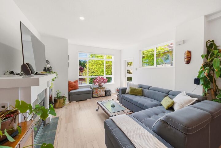 Property Photo: 15 Forest Park Way 23 BC V3H 5G7