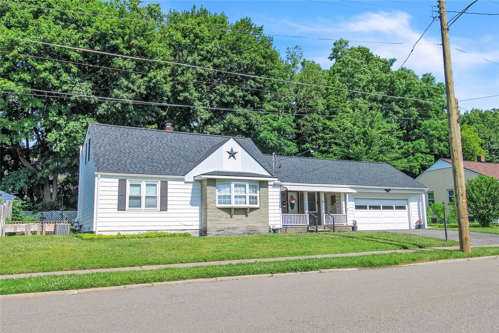 Property Photo:  82 Howard Avenue  NY 13904 