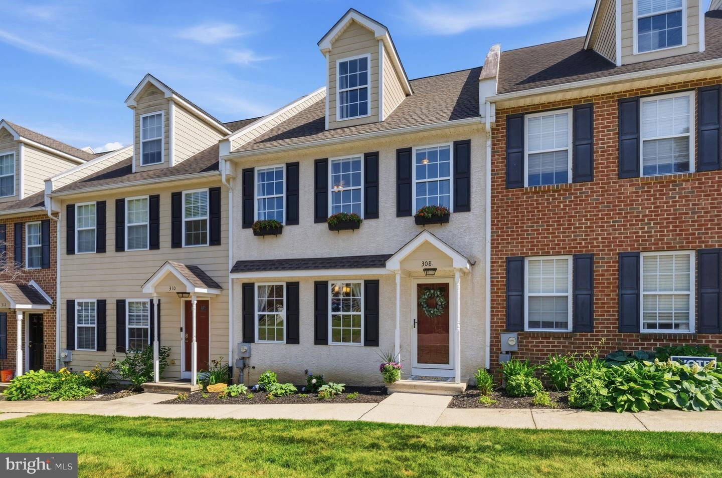 Property Photo:  308 E Mulberry Street  PA 19348 