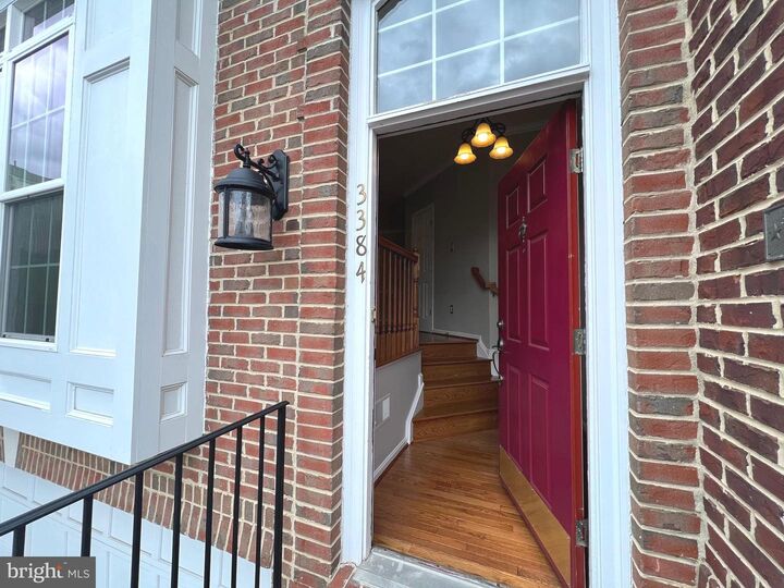Property Photo: 3384 Governors Crest Court VA 22310
