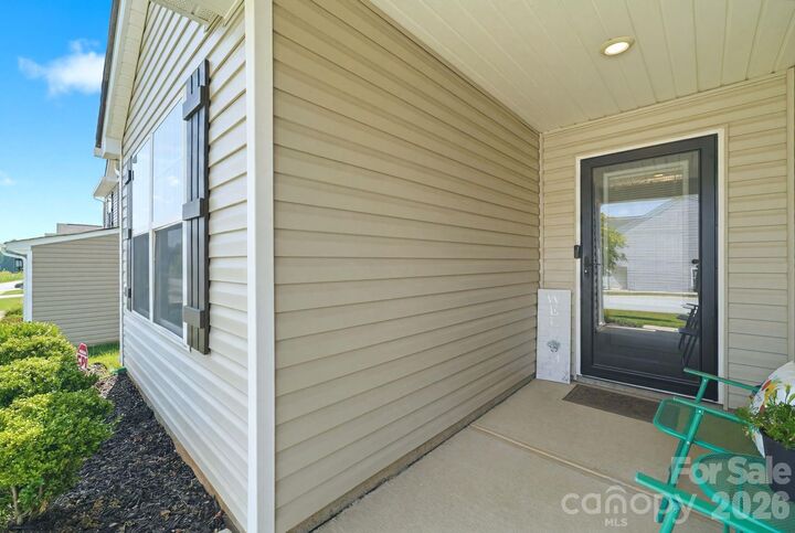 Property Photo:  3306 Brighton Drive  NC 28052 