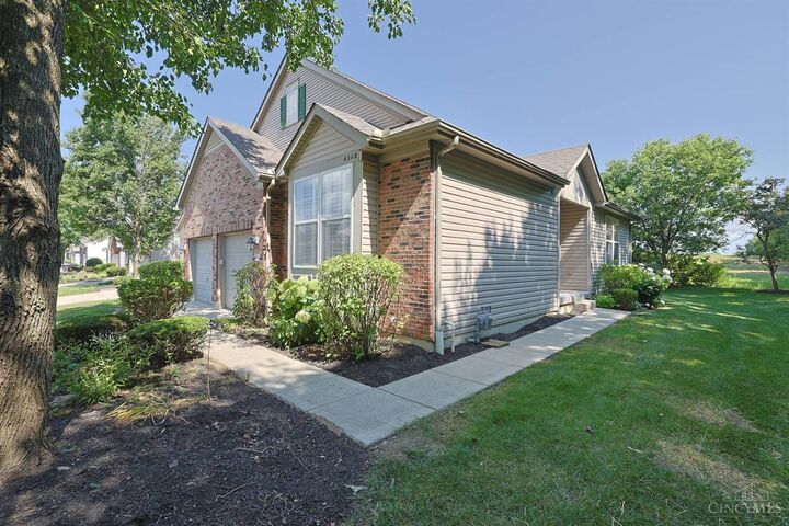 Property Photo:  4248 Grasmere Run  OH 45040 