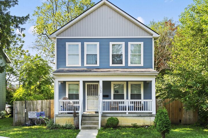 Property Photo: 1549 Briarwood Avenue OH 43211