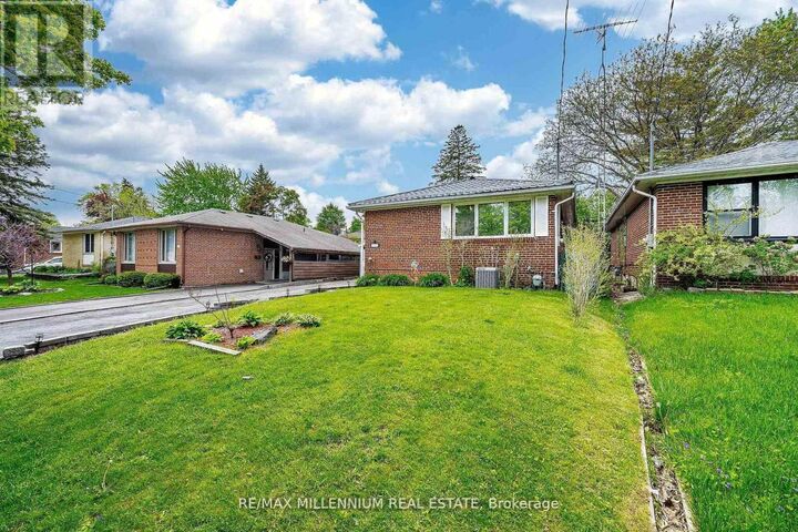 Property Photo:  271 Thistle Down Boulevard West  ON M9V 1K6 