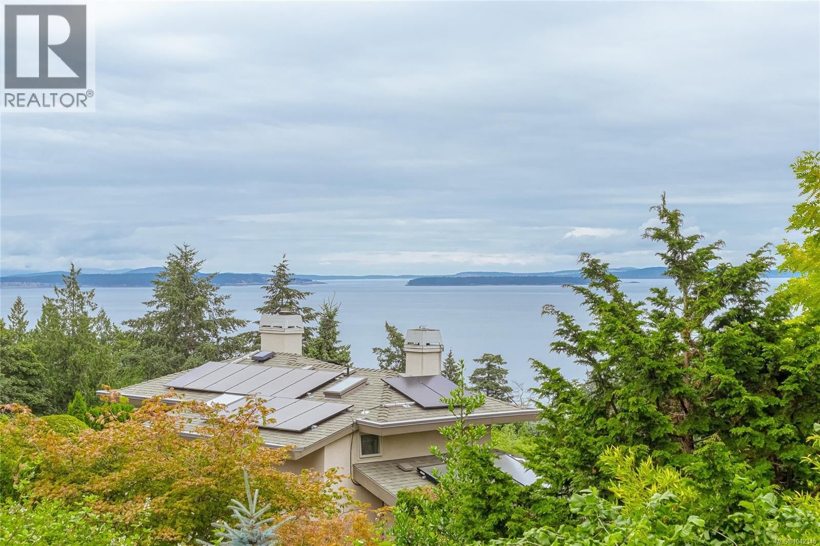 Property Photo:  951 Seamist Rise  BC V8Y 2B3 