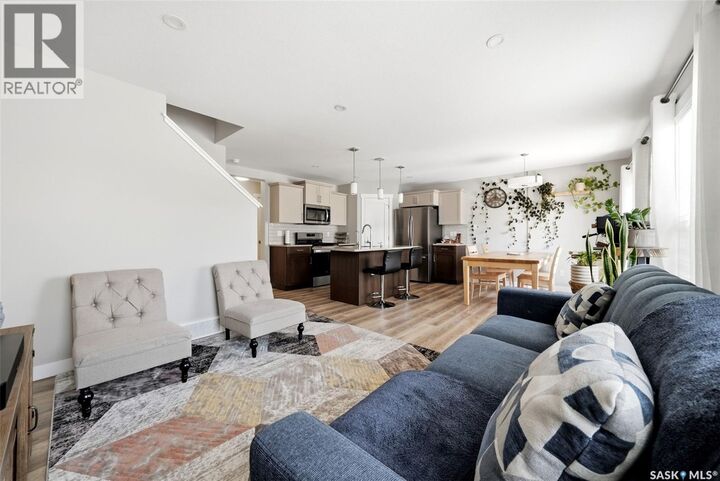 Property Photo: 4789 Mutrie Crescent SK S4V 3Y4