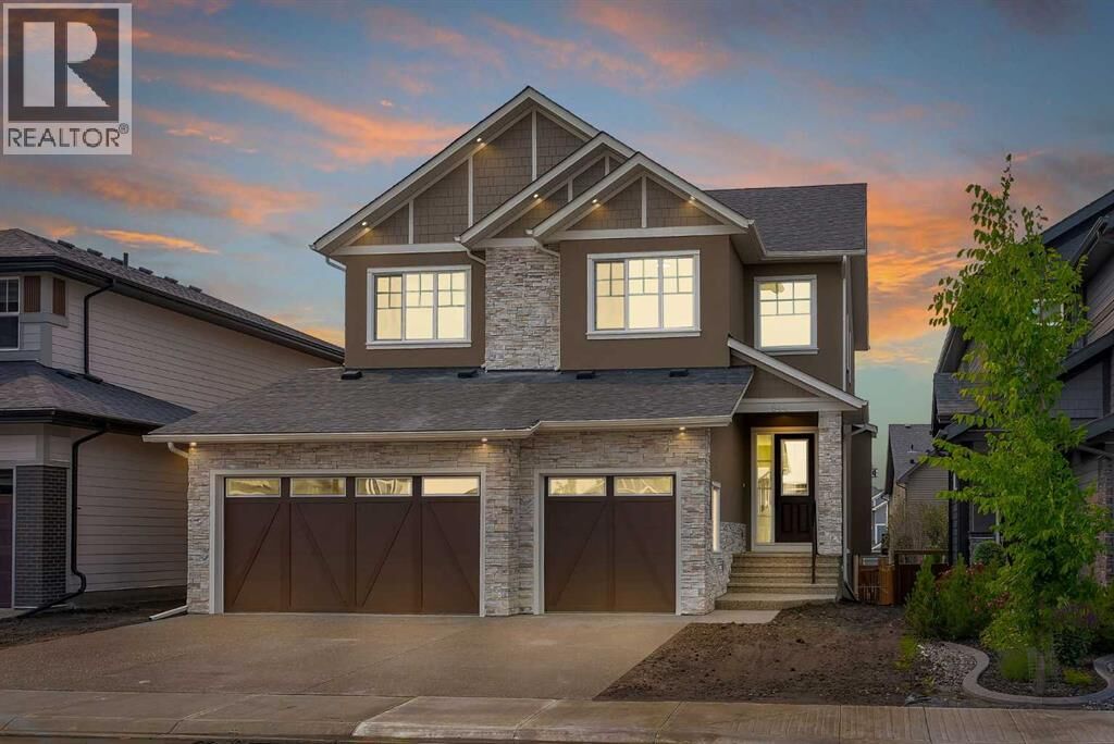 Property Photo:  644 Legacy Woods Circle Southeast  AB T2X 5A8 