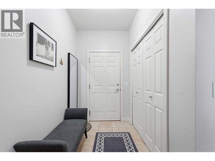 Photo de la propriété:  2120 Shannon Ridge Drive 214  BC V4T 2Z3 