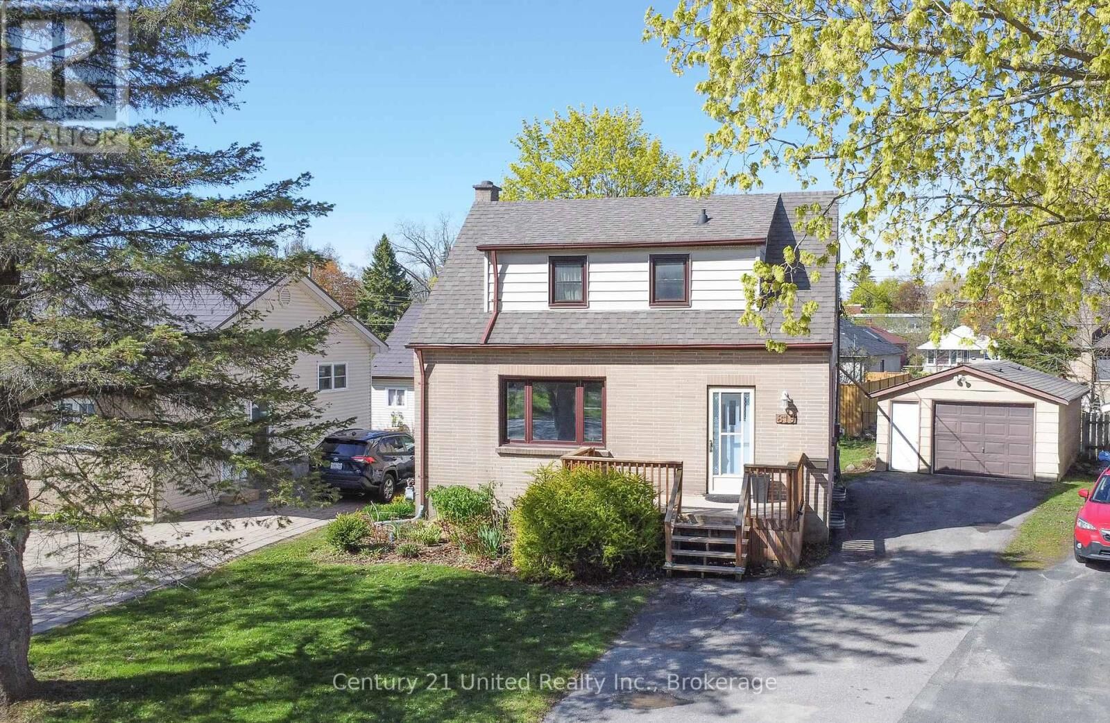 Property Photo: 819 Argyle Street ON K9H 5T4