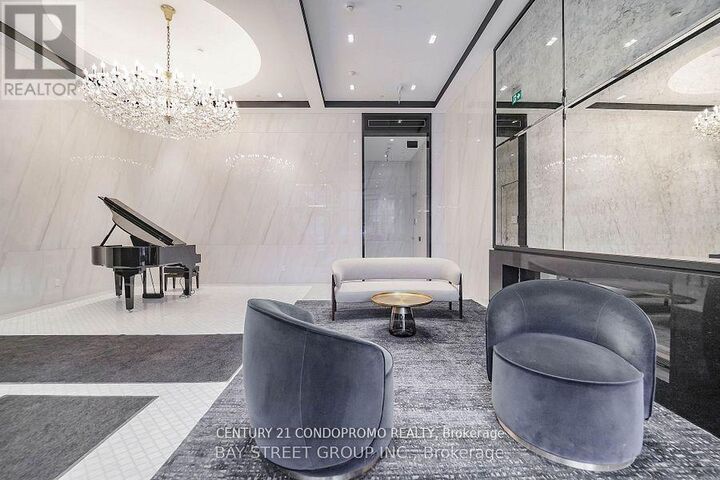 Property Photo: 8 Wellesley Street West 4306 ON M4Y 0J5