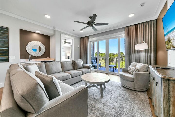 Property Photo: 206 Henderson Resort Way 5103 FL 32541