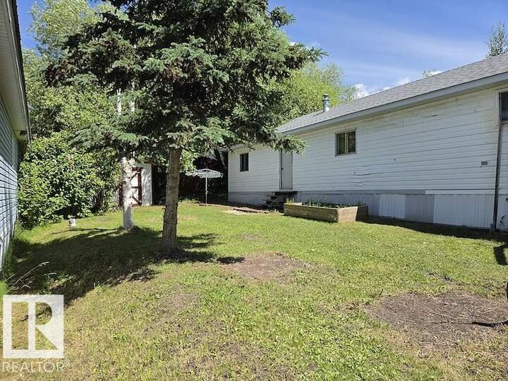 Property Photo: 2251 50 Street 66 AB T7A 1M9