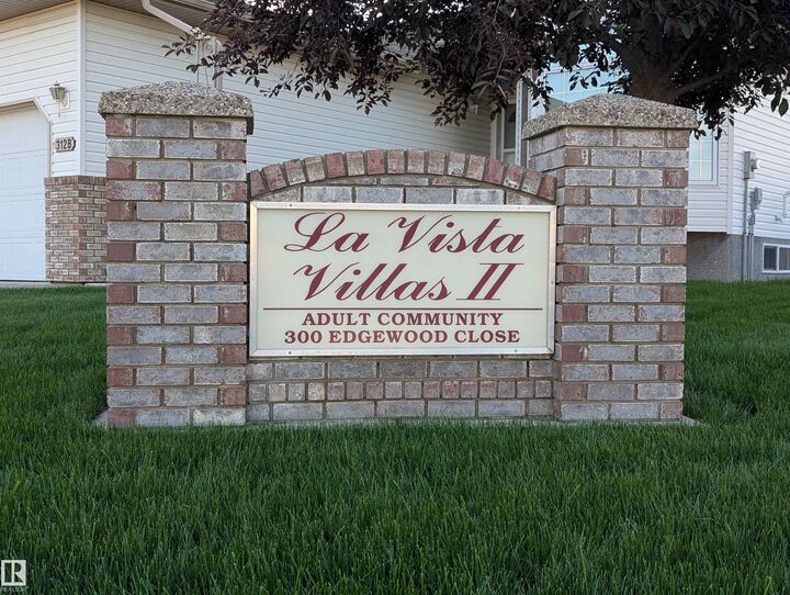 Property Photo:  310B Edgewood Close  AB T4V 4P9 