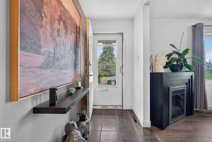 Property Photo: 7539 149A Avenue NW AB T5C 2W8