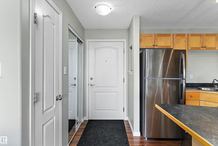 Property Photo:  151 Edwards Drive SW 305  AB T6X 1N5 