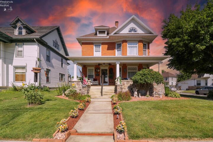 Property Photo: 135 Euclid Avenue OH 44811