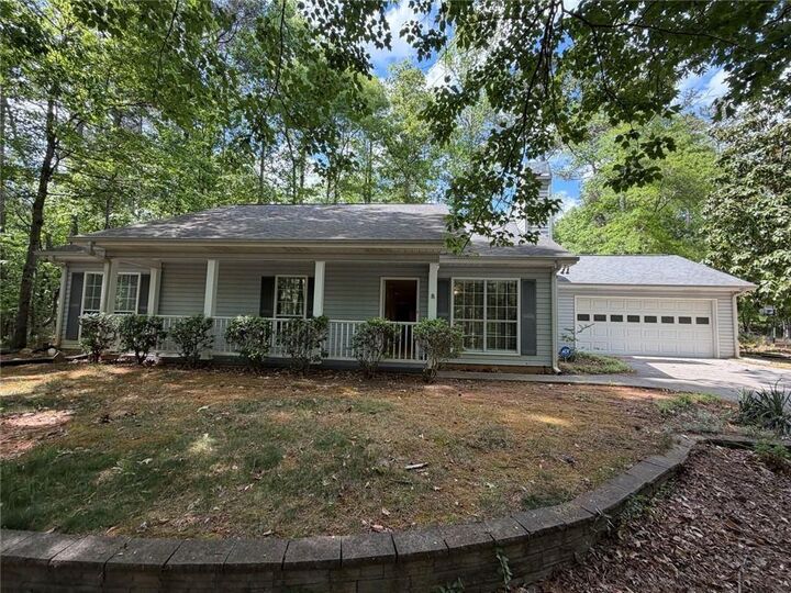 Property Photo: 7304 Tara Drive GA 30180