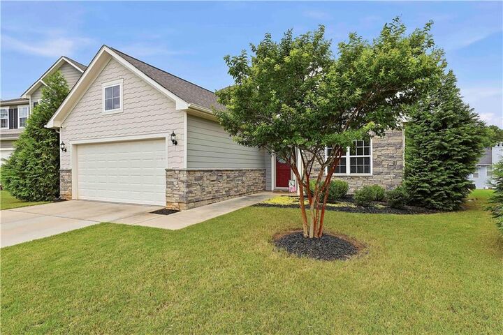 Property Photo:  538 Princeton Circle  GA 30268 
