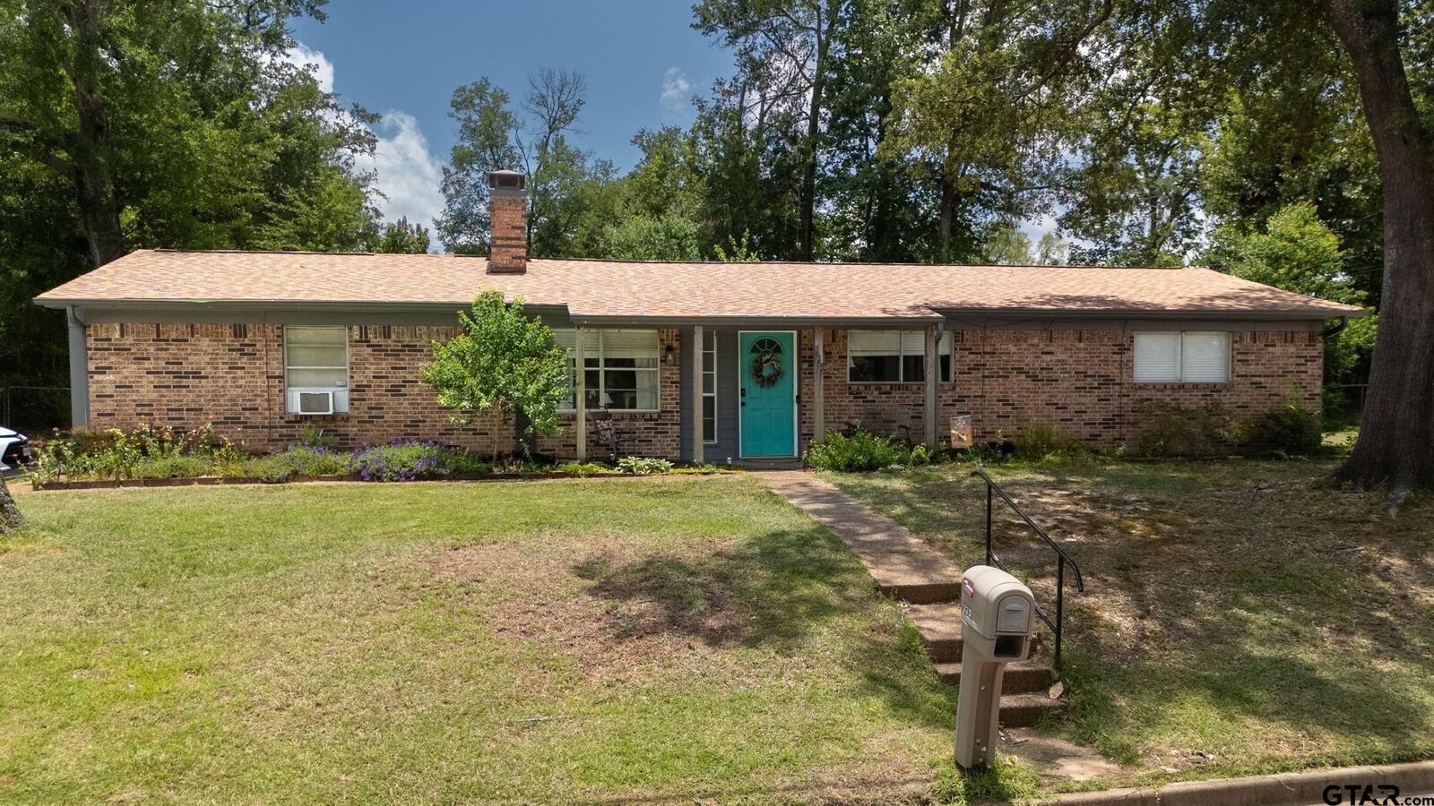 Property Photo: 225 Powell Drive TX 75703