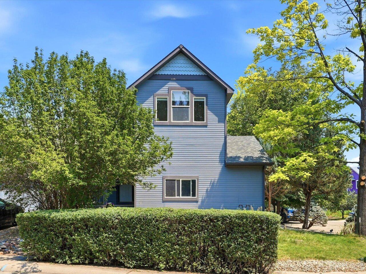 Property Photo:  2013 S Fork Dr  CO 80026 