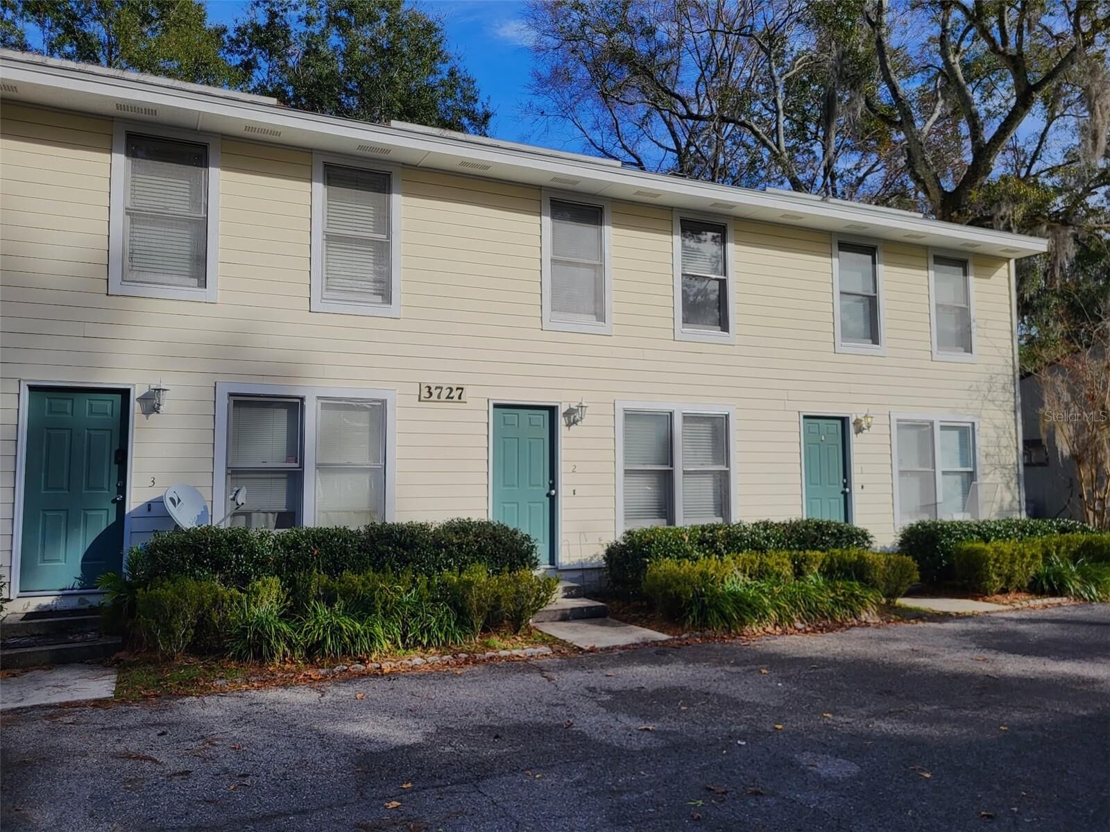 Property Photo:  3727 SW 28th Terrace 2  FL 32608 
