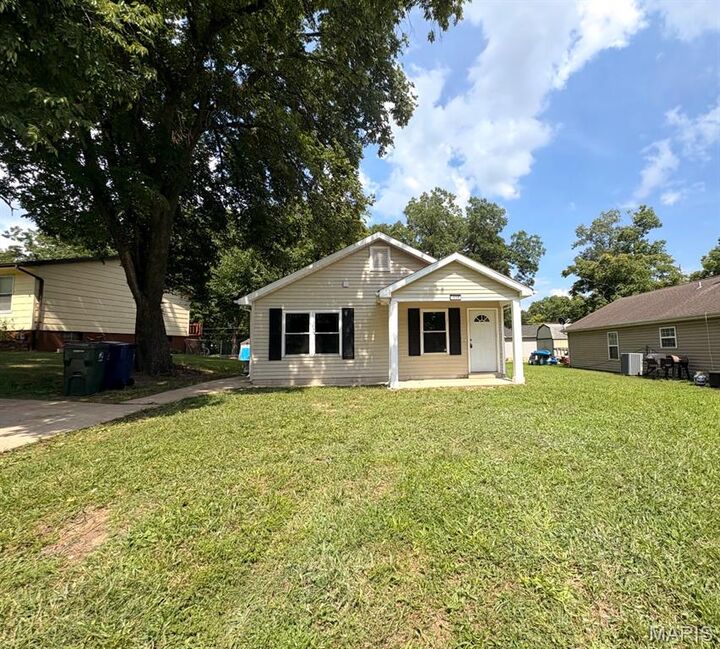 Property Photo:  356 Lewis Street  MO 63385 