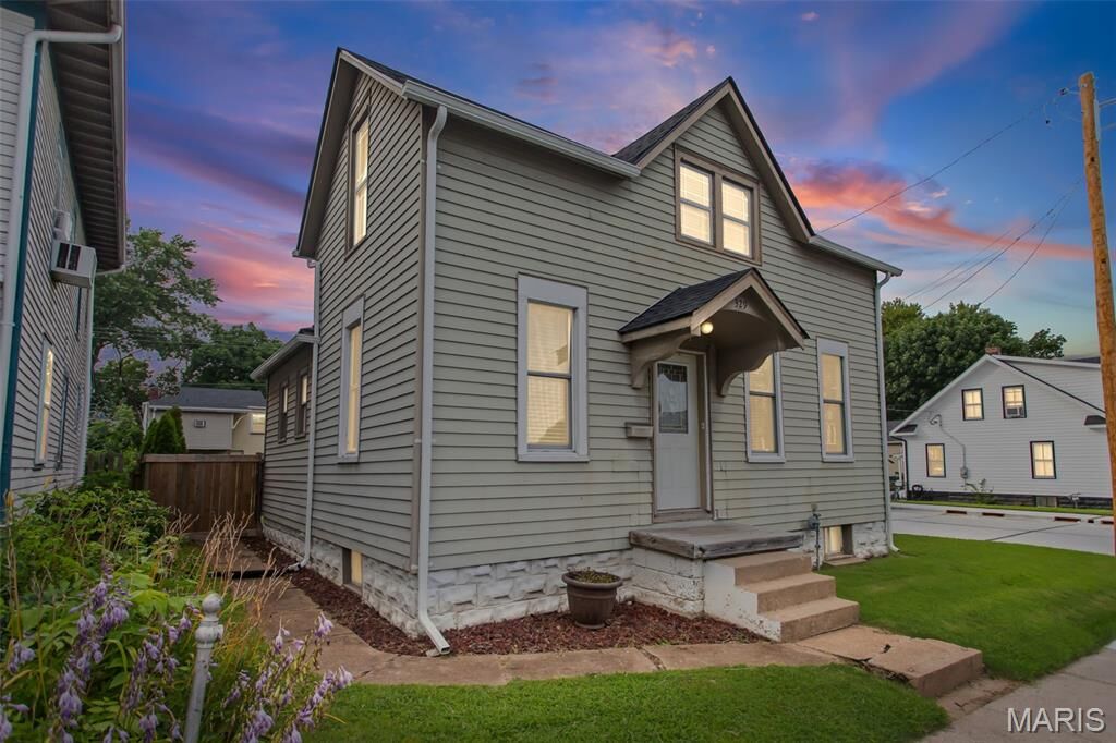 Property Photo:  329 Houston Street  MO 63301 