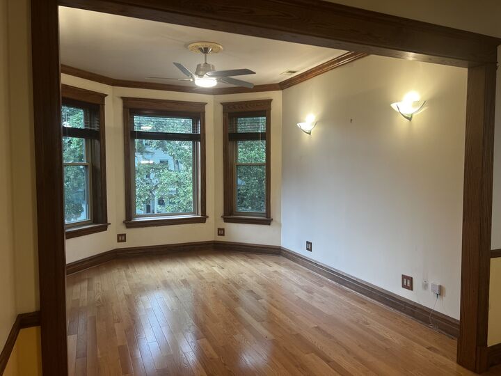 Property Photo:  3423 W Schubert Avenue 2  IL 60647 