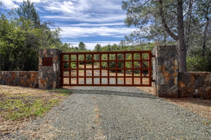 Property Photo: 21187 Buckeye Court CA 95461