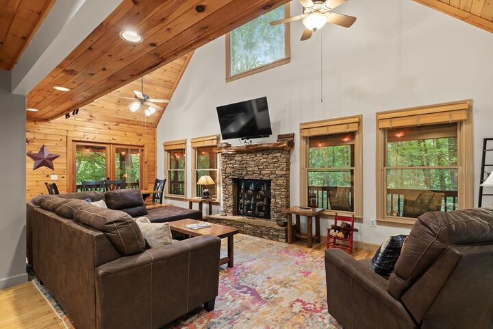 Property Photo: 398 Mountain Tops Circle GA 30513