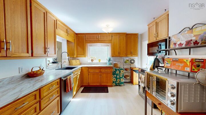 Property Photo: 11 Parkview Road NS B4N 1P6
