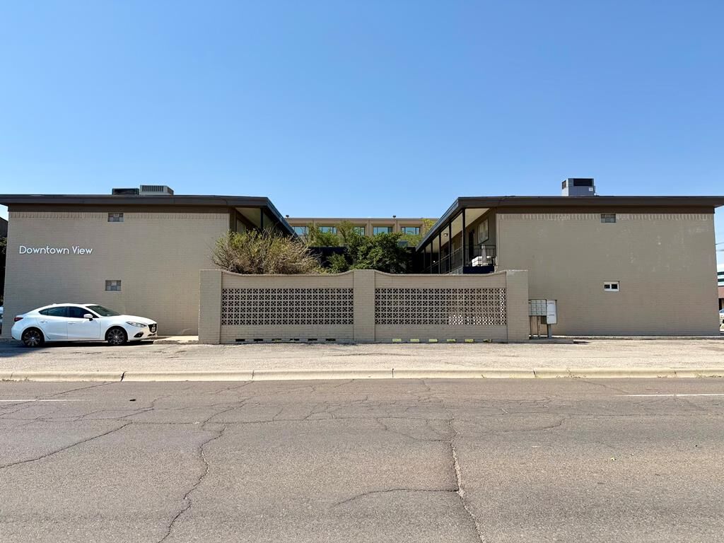 Property Photo: 501 W Louisiana Ave 106 TX 79701