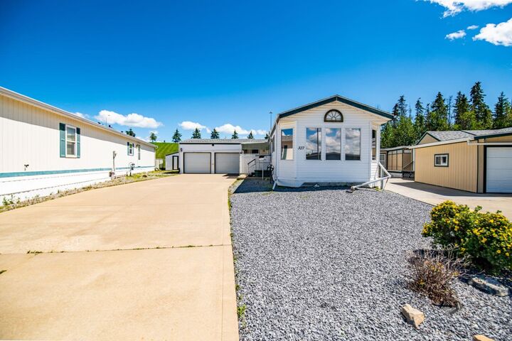 37534 England Way 327 — photo 1