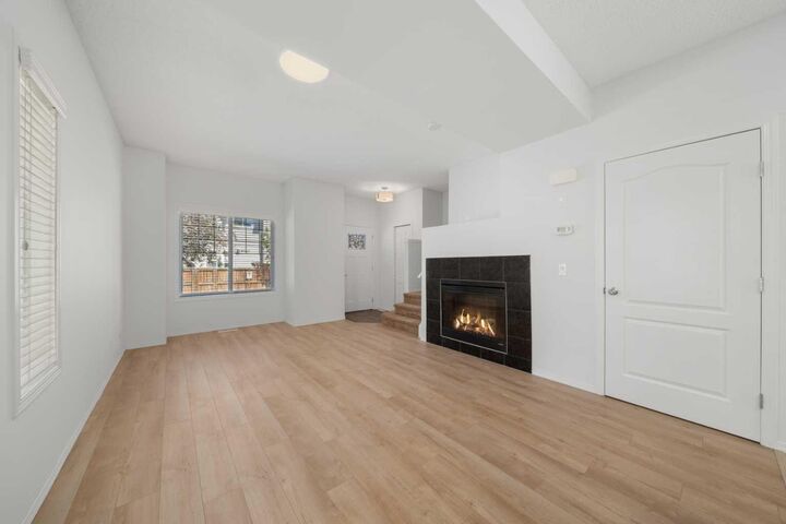 Property Photo:  301 Strathaven Mews  AB T1P 1K3 
