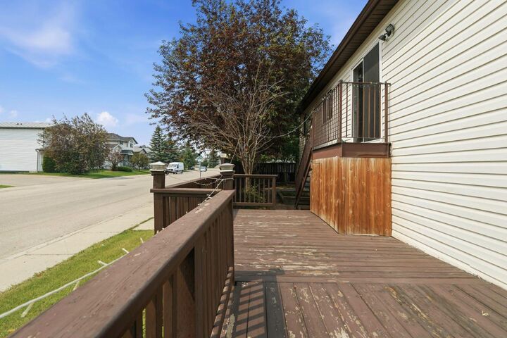 Property Photo:  3 San Diego Manor NE  AB T1Y 7A5 