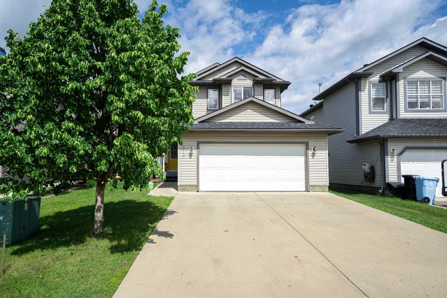 Property Photo:  213 Parry Crescent  AB T9K 2T5 