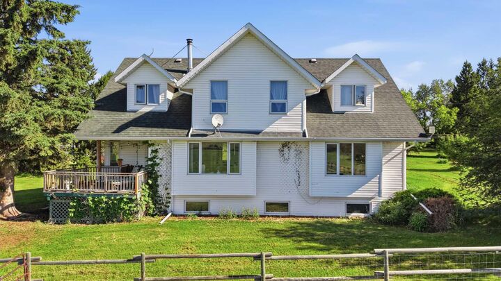 Property Photo: 41416 Range Road 34 AB T0C 2J0