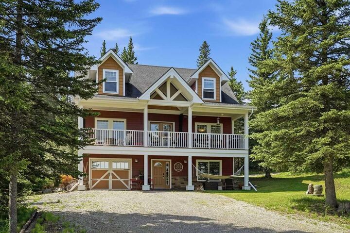 Property Photo: 201 James River Ridge AB T0M 1C0