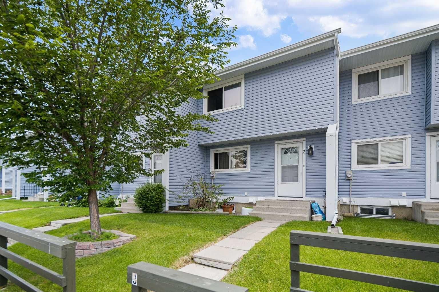 Property Photo:  195 Manora Place NE 3  AB T2A 5J8 
