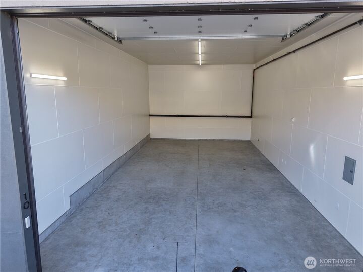 Property Photo: 23595 Canopy Drive NW 10 WA 98848