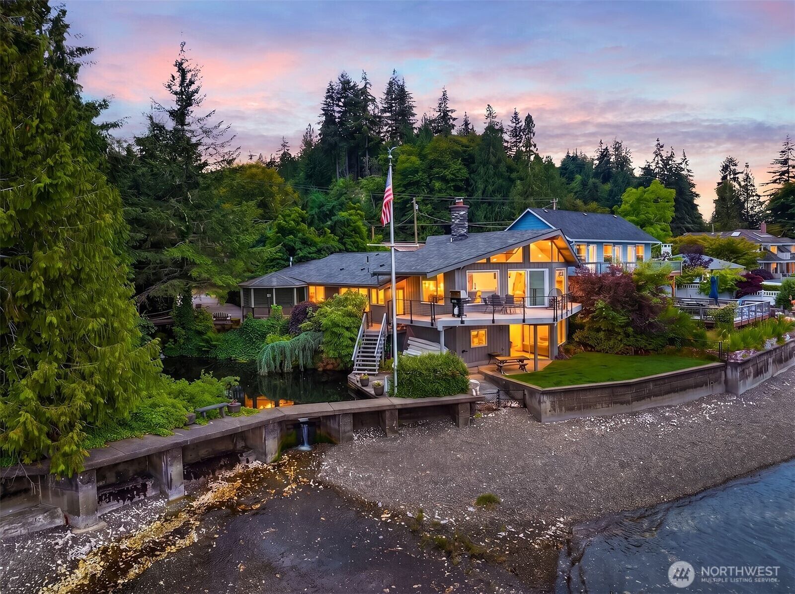 Property Photo: 14761 E State Route 106 WA 98528