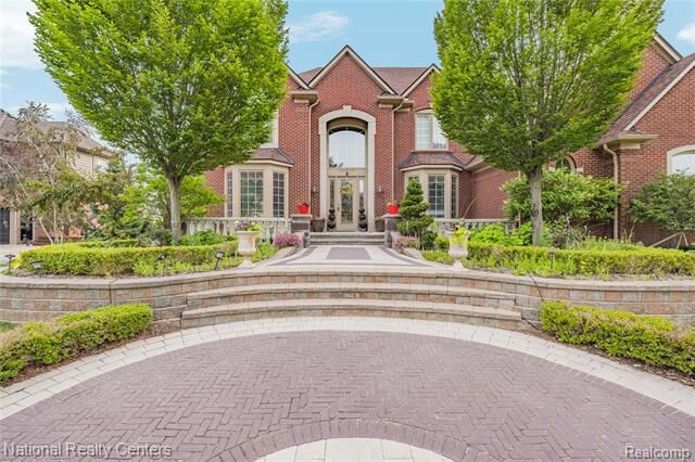 Property Photo:  51577 Merry Lane  MI 48316 