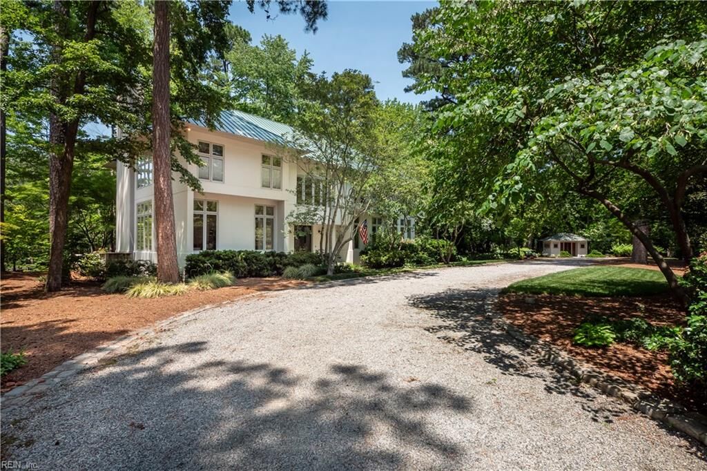 Property Photo:  2677 Shorehaven Dr  VA 23454 