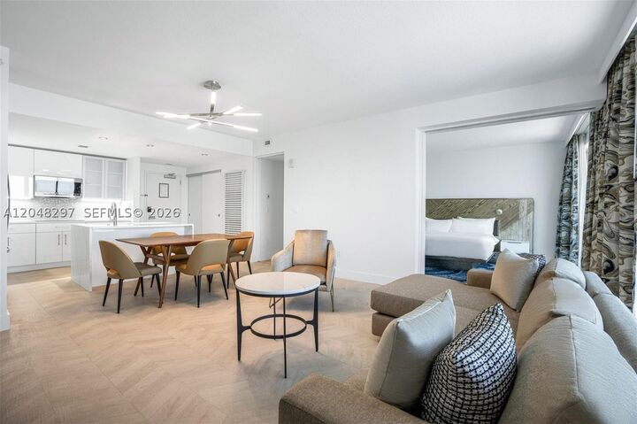Property Photo: 3101 Bayshore Dr 2306 FL 33304