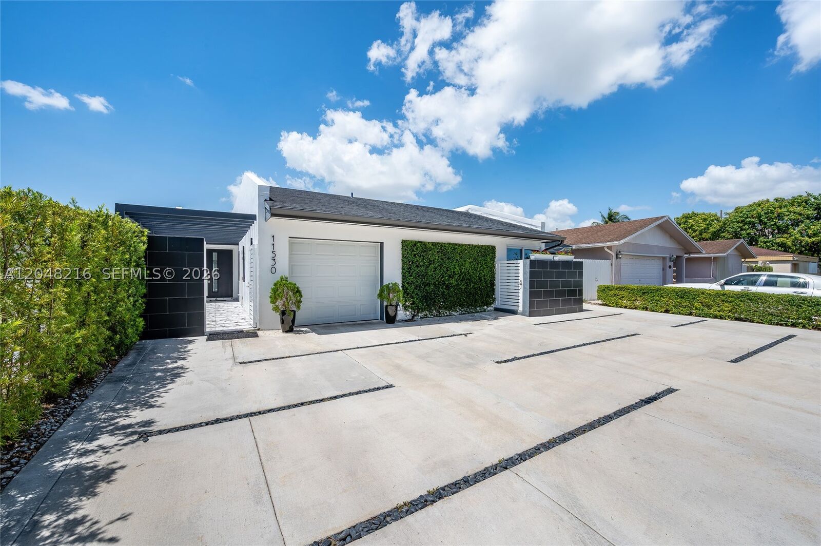 Property Photo: 11530 SW 81st Ter FL 33173