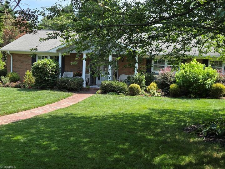Property Photo:  1025 Oaklawn Avenue  NC 27104 