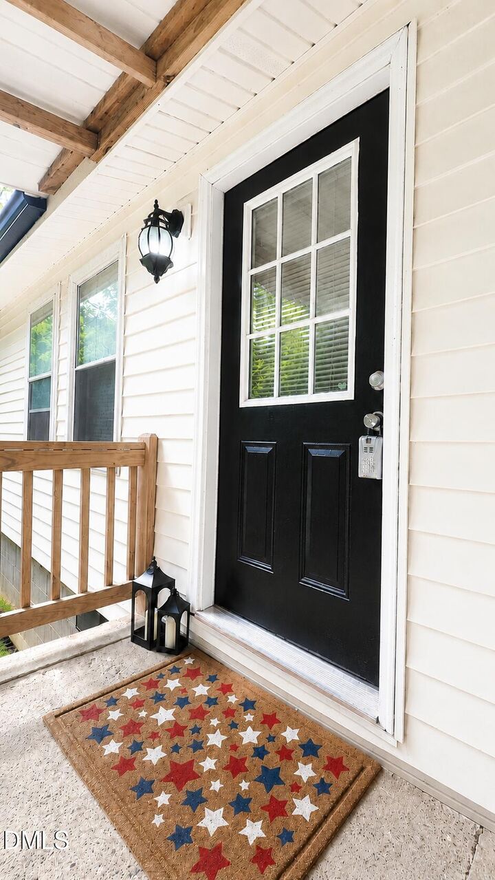 Property Photo: 429 S Cross Street NC 27596