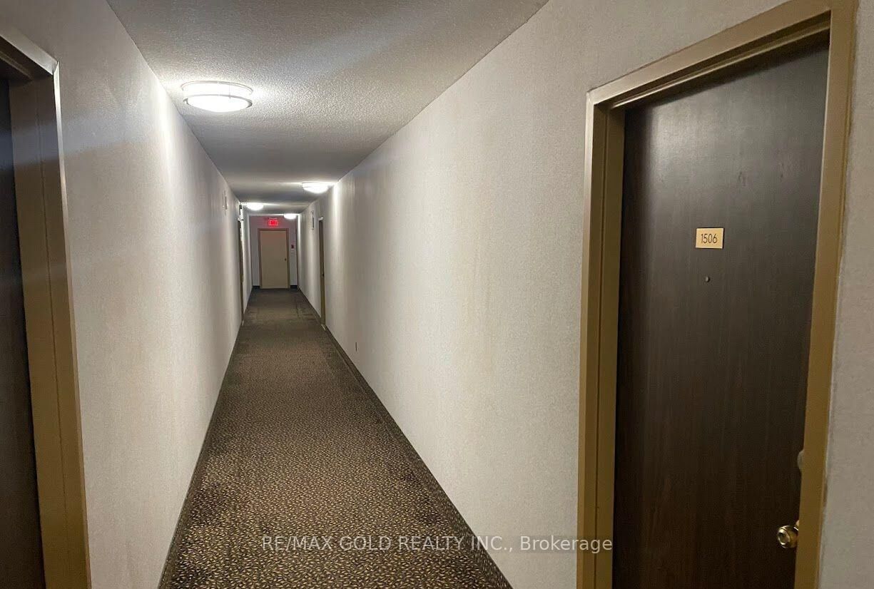 Property Photo:  1250 Bridletowne Circle 1506  ON M1W 2V1 