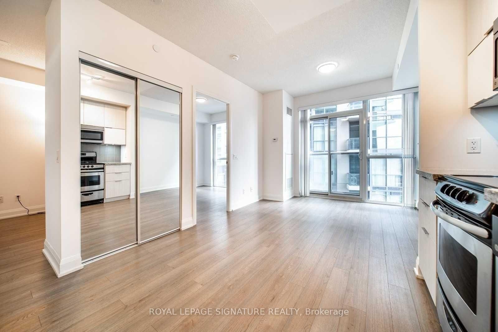 Property Photo:  56 Annie Craig Drive 406  ON M8V 0C5 